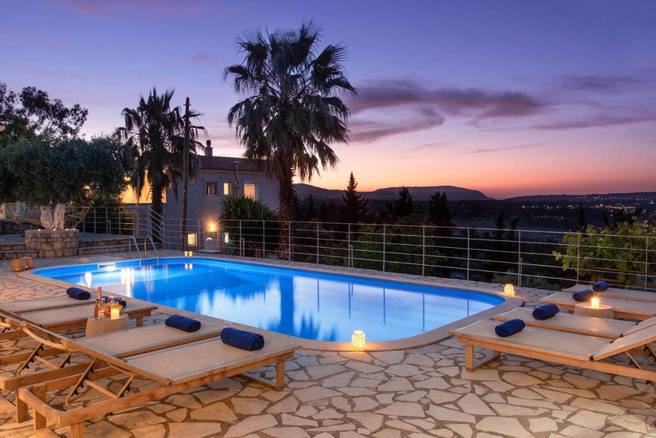 Villa Chrysallis With Heated Pool Georgioupoli Exteriör bild