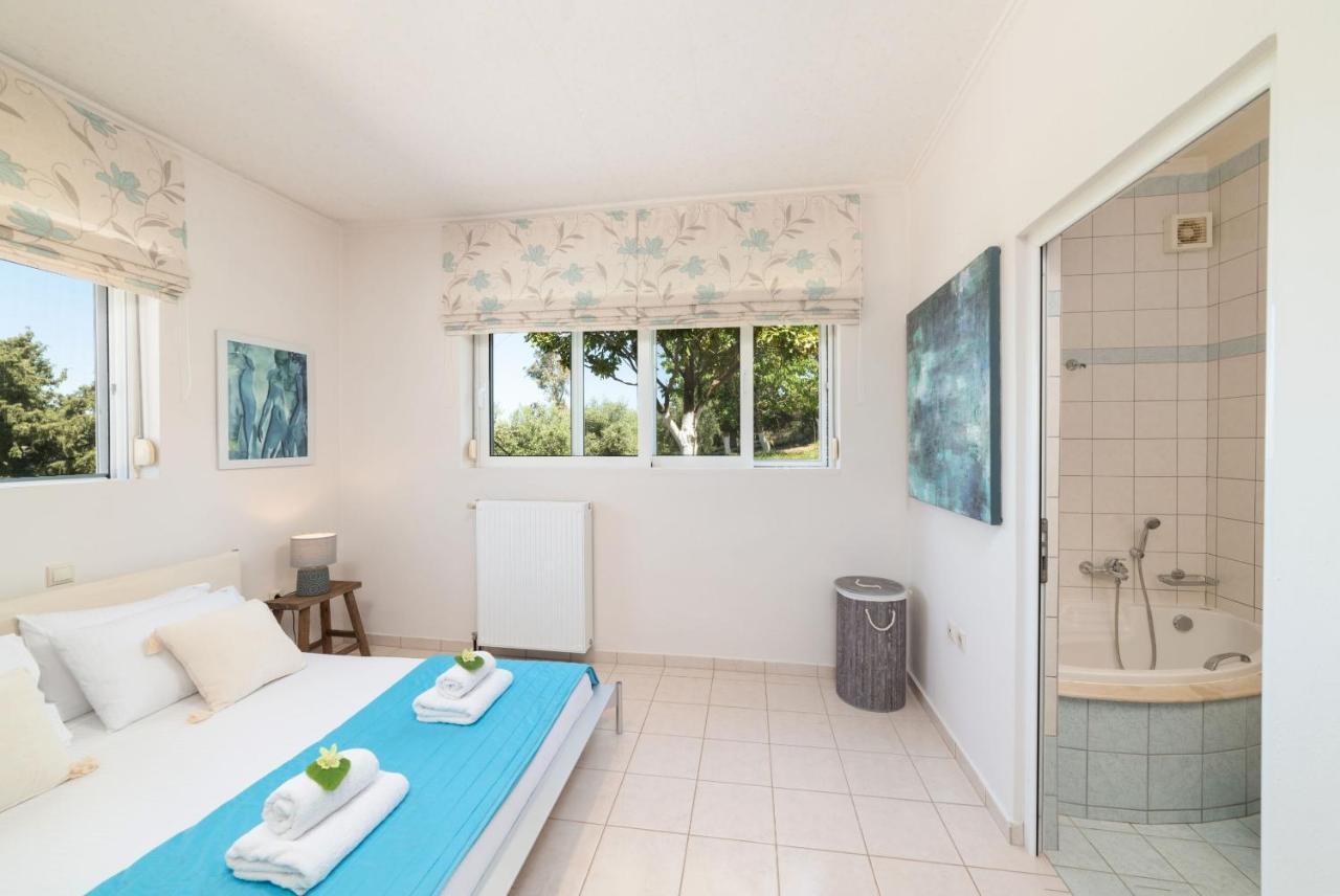 Villa Chrysallis With Heated Pool Georgioupoli Exteriör bild