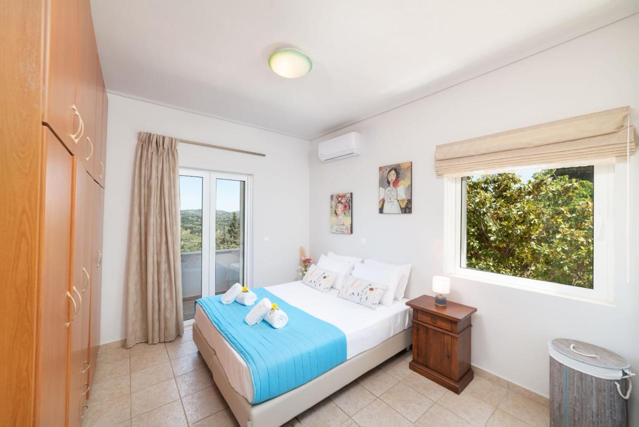Villa Chrysallis With Heated Pool Georgioupoli Exteriör bild
