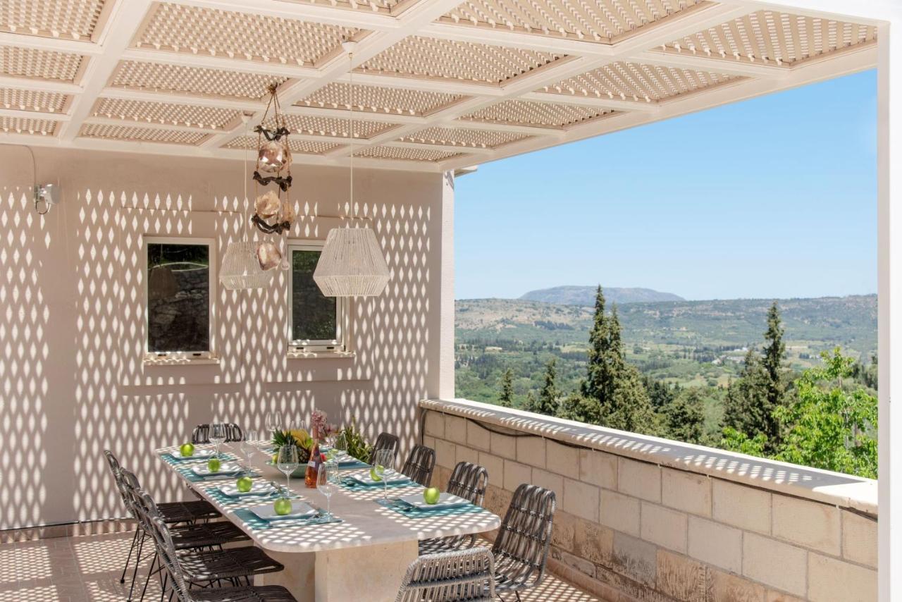 Villa Chrysallis With Heated Pool Georgioupoli Exteriör bild