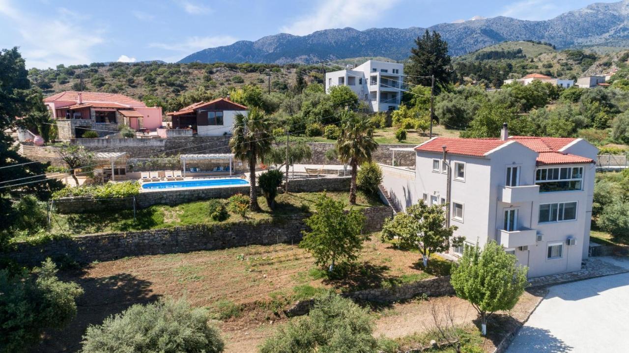 Villa Chrysallis With Heated Pool Georgioupoli Exteriör bild